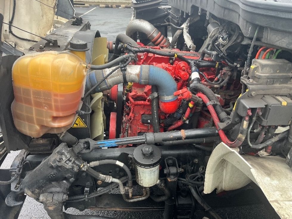 Medium Duty Box Truck-Light and Medium Duty Trucks-International-2019-4300-North Bergen-NJ-112,568\n\t\tmiles-$ 48,500 - Image 24