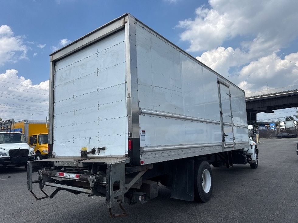 Medium Duty Box Truck-Light and Medium Duty Trucks-International-2019-4300-North Bergen-NJ-138,114\n\t\tmiles-$ 53,500 - Image 13