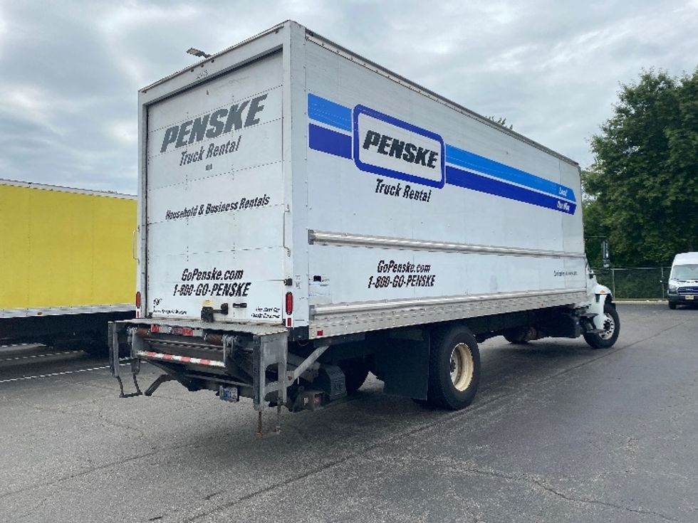 Medium Duty Box Truck-Light and Medium Duty Trucks-International-2019-4300-North Bergen-NJ-223,900\n\t\tmiles-$ 26,250 - Image 13