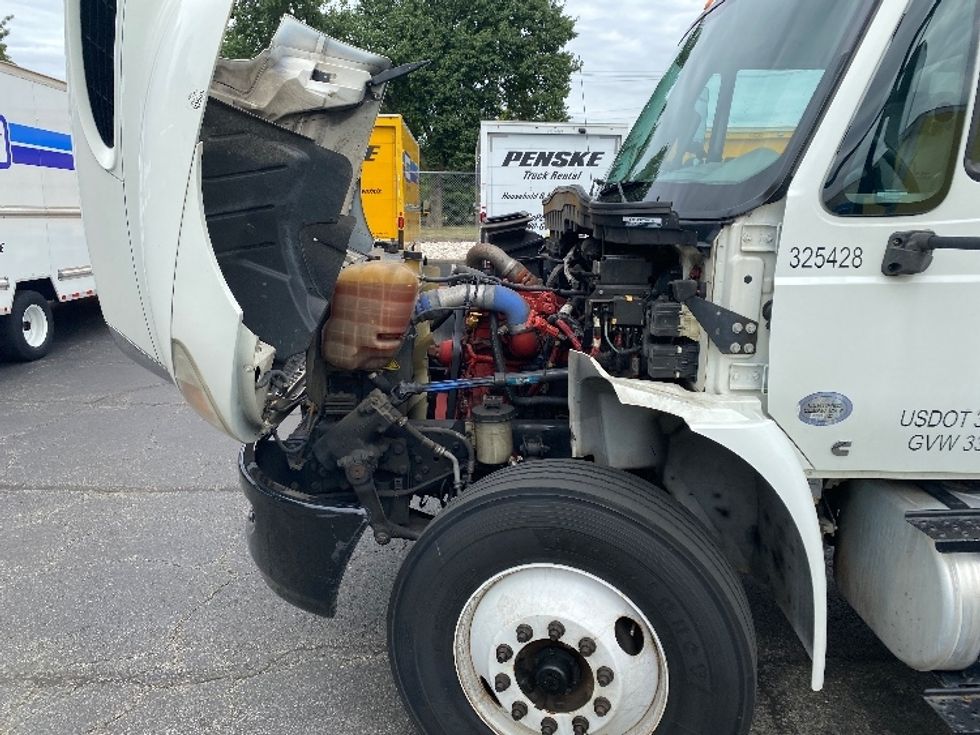 Medium Duty Box Truck-Light and Medium Duty Trucks-International-2019-4300-North Bergen-NJ-223,900\n\t\tmiles-$ 26,250 - Image 24