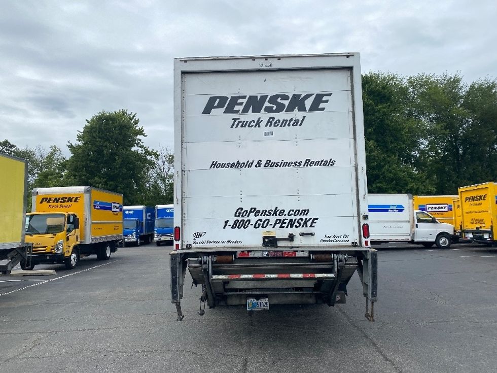 Medium Duty Box Truck-Light and Medium Duty Trucks-International-2019-4300-North Bergen-NJ-223,900\n\t\tmiles-$ 26,250 - Image 7