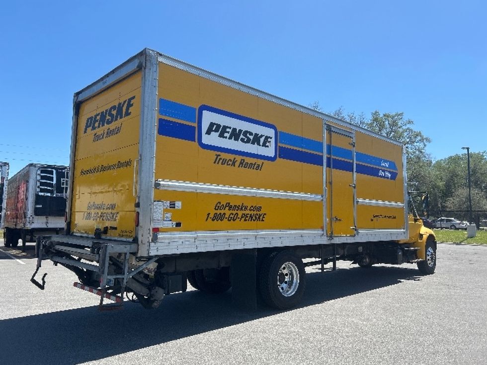 Medium Duty Box Truck-Light and Medium Duty Trucks-International-2019-4300-Ocala-FL-221,584\n\t\tmiles-$ 39,500 - Image 13