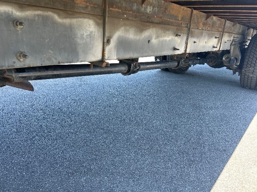 Medium Duty Box Truck-Light and Medium Duty Trucks-International-2019-4300-Ocala-FL-221,584\n\t\tmiles-$ 39,500 - Image 5