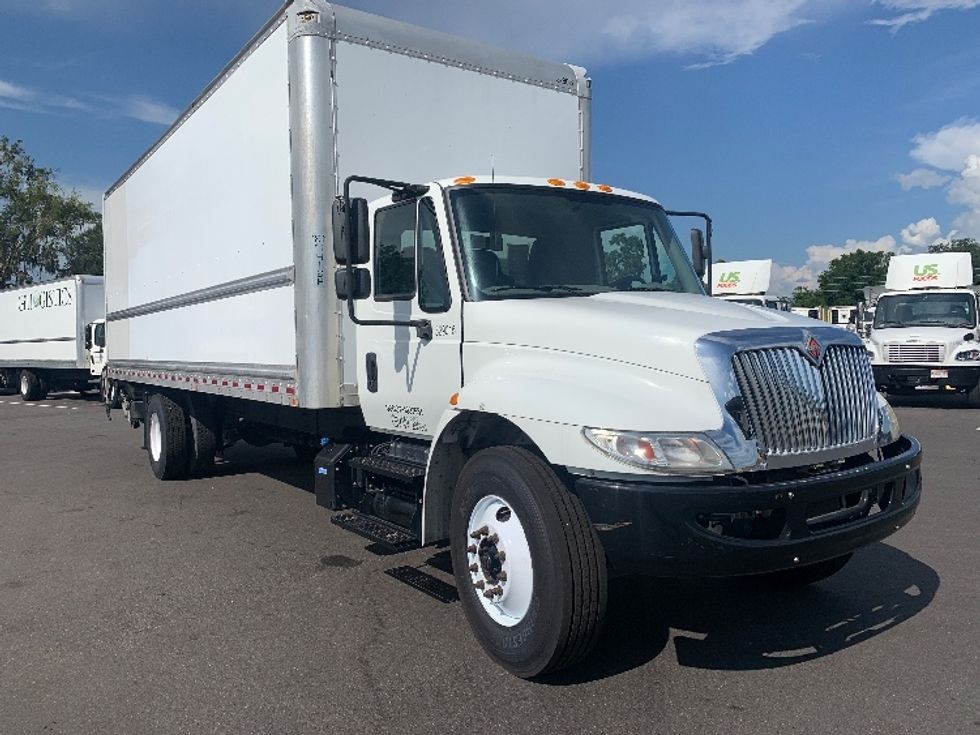 Medium Duty Box Truck-Light and Medium Duty Trucks-International-2019-4300-Ocala-FL-81,322\n\t\tmiles-$ 54,500 - Image 1