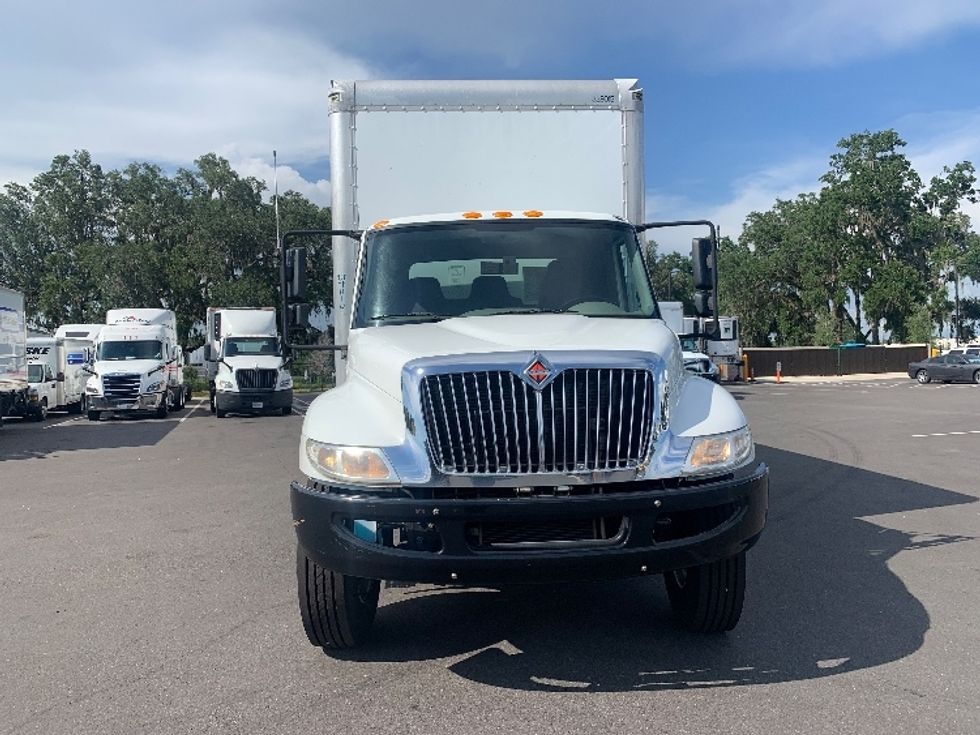 Medium Duty Box Truck-Light and Medium Duty Trucks-International-2019-4300-Ocala-FL-81,322\n\t\tmiles-$ 54,500 - Image 2
