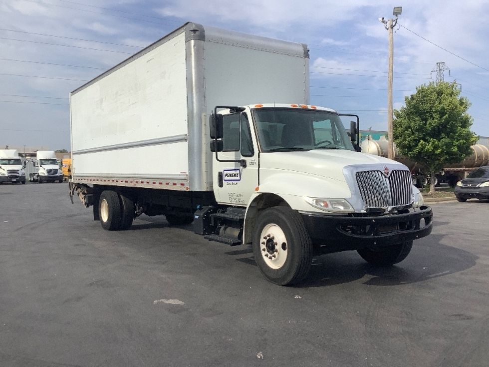 2019 International 4300 Medium Duty Box Truck