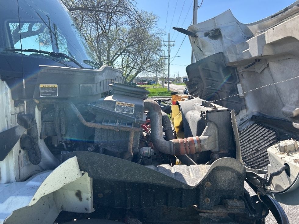 Medium Duty Box Truck-Light and Medium Duty Trucks-International-2019-4300-Omaha-NE-211,058\n\t\tmiles-$ 38,500 - Image 23