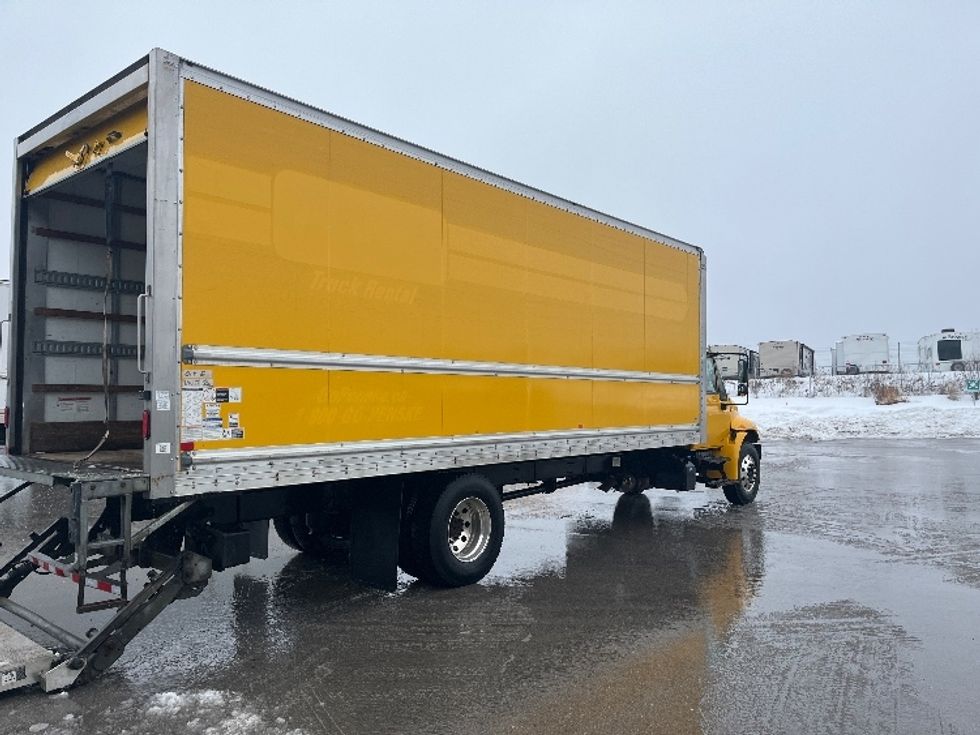 Medium Duty Box Truck-Light and Medium Duty Trucks-International-2019-4300-Oshawa-ON-287,590\n\t\tkm-$ 56,000 - Image 13