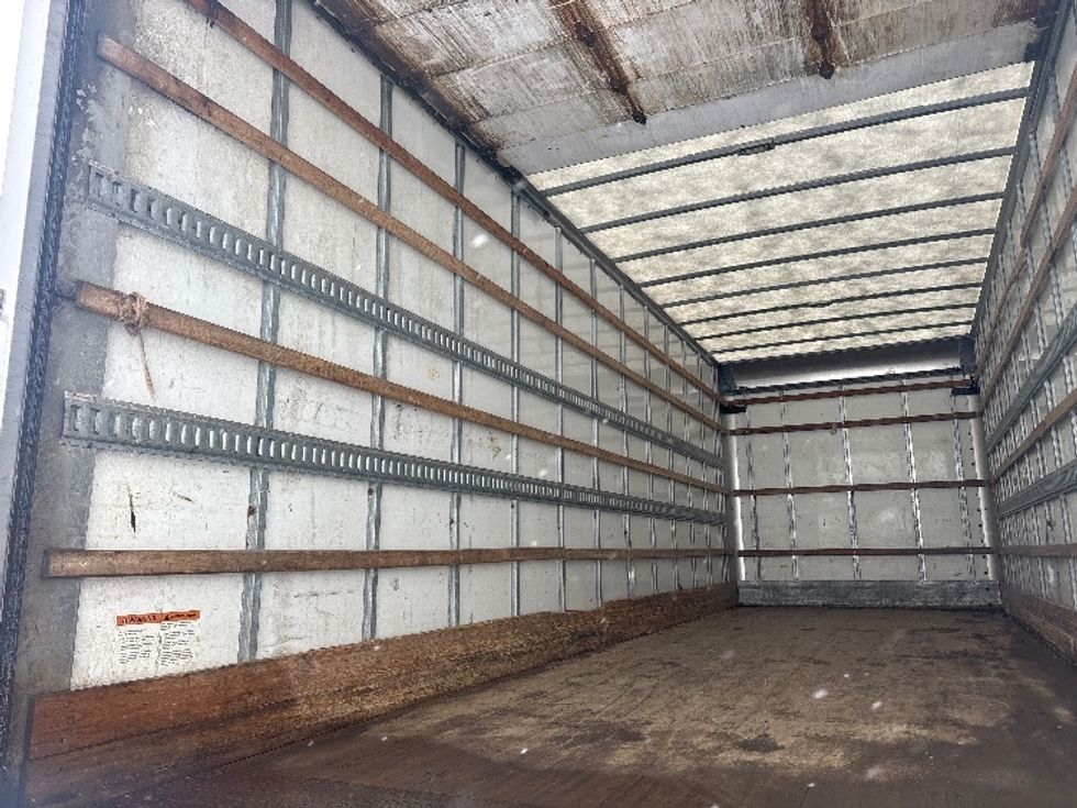 Medium Duty Box Truck-Light and Medium Duty Trucks-International-2019-4300-Ottawa-ON-284,871\n\t\tkm-$ 56,500 - Image 11