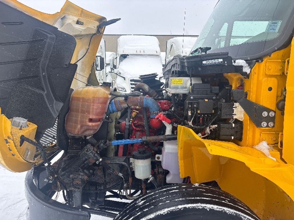 Medium Duty Box Truck-Light and Medium Duty Trucks-International-2019-4300-Ottawa-ON-284,871\n\t\tkm-$ 56,500 - Image 24