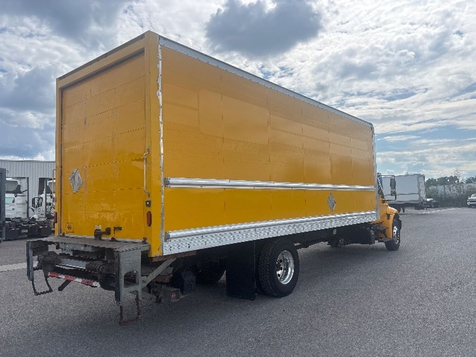 Medium Duty Box Truck-Light and Medium Duty Trucks-International-2019-4300-Ottawa-ON-324,325\n\t\tkm-$ 18,500 - Image 13