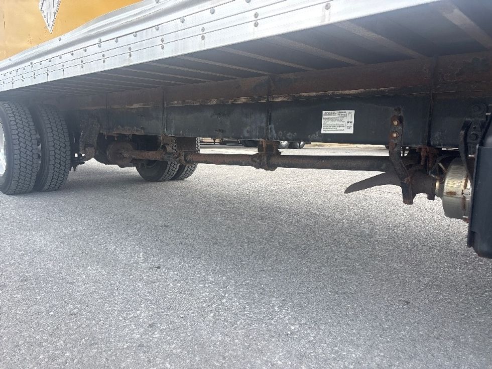Medium Duty Box Truck-Light and Medium Duty Trucks-International-2019-4300-Ottawa-ON-324,325\n\t\tkm-$ 18,500 - Image 14