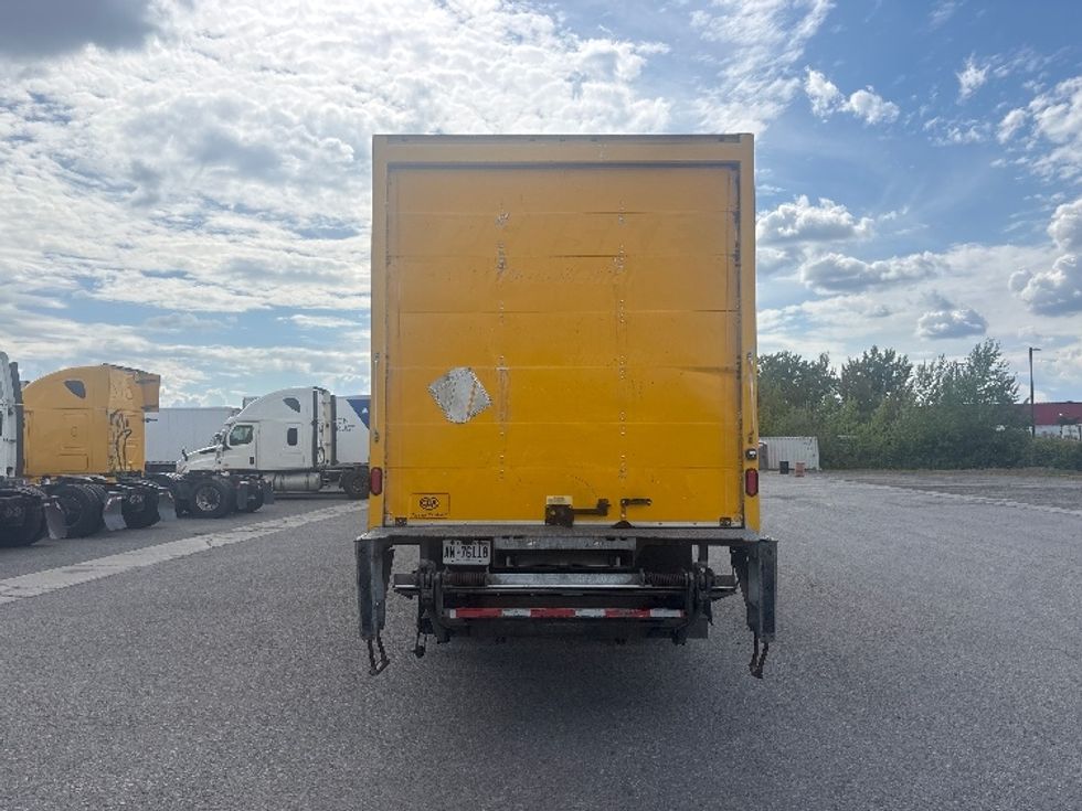 Medium Duty Box Truck-Light and Medium Duty Trucks-International-2019-4300-Ottawa-ON-324,325\n\t\tkm-$ 18,500 - Image 7
