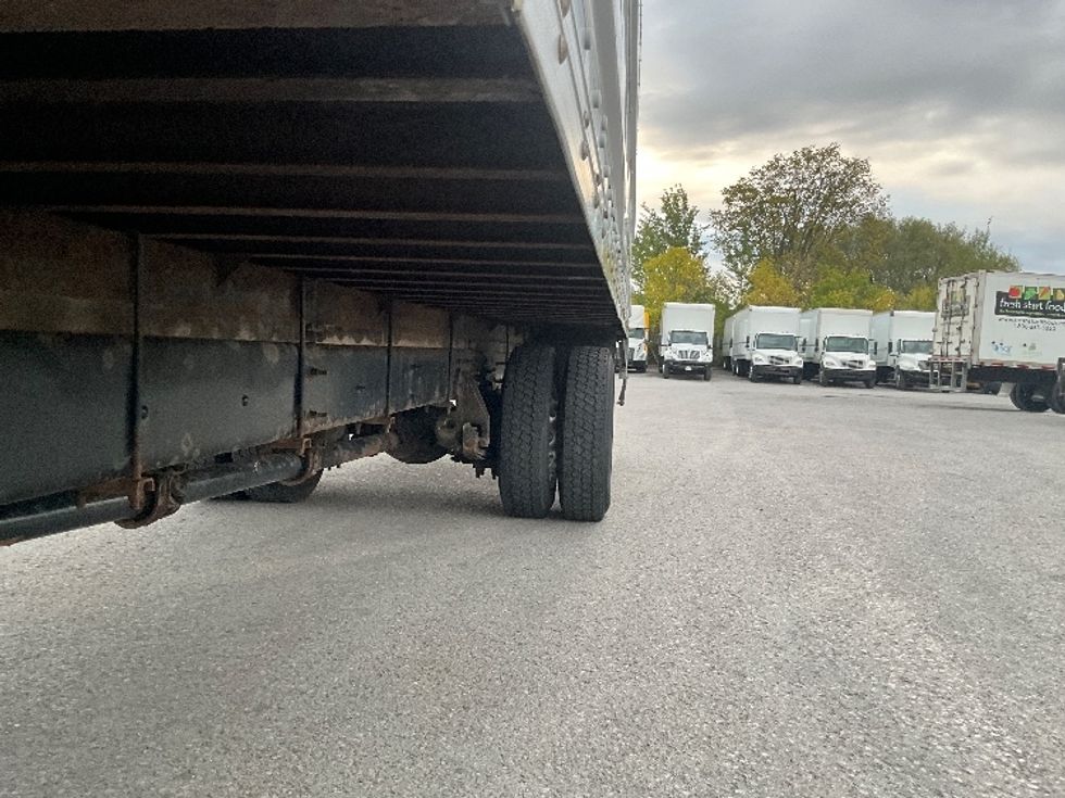 Medium Duty Box Truck-Light and Medium Duty Trucks-International-2019-4300-Ottawa-ON-466,689\n\t\tkm-$ 25,250 - Image 5
