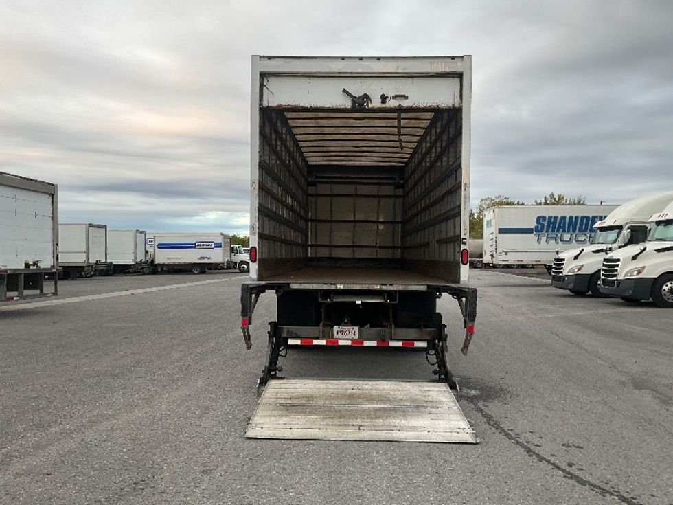 Medium Duty Box Truck-Light and Medium Duty Trucks-International-2019-4300-Ottawa-ON-466,689\n\t\tkm-$ 25,250 - Image 9