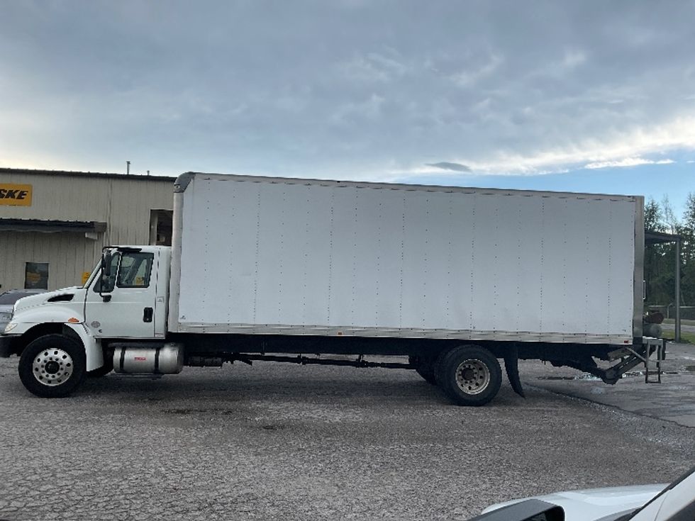 2019 International 4300 Medium Duty Box Truck