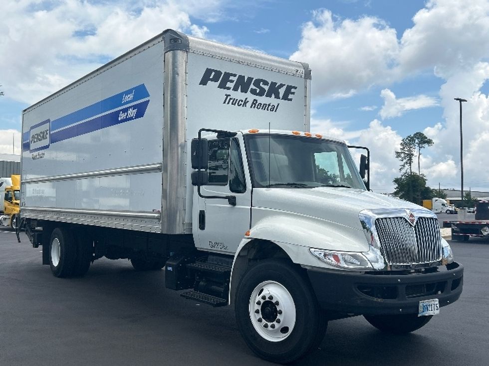Medium Duty Box Truck-Light and Medium Duty Trucks-International-2019-4300-Pensacola-FL-168,812\n\t\tmiles-$ 47,750 - Image 1