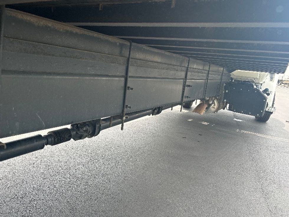 Medium Duty Box Truck-Light and Medium Duty Trucks-International-2019-4300-Pensacola-FL-168,812\n\t\tmiles-$ 47,750 - Image 13