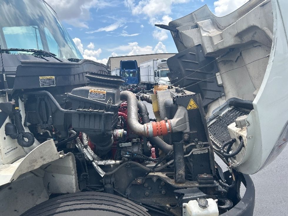 Medium Duty Box Truck-Light and Medium Duty Trucks-International-2019-4300-Pensacola-FL-168,812\n\t\tmiles-$ 47,750 - Image 21
