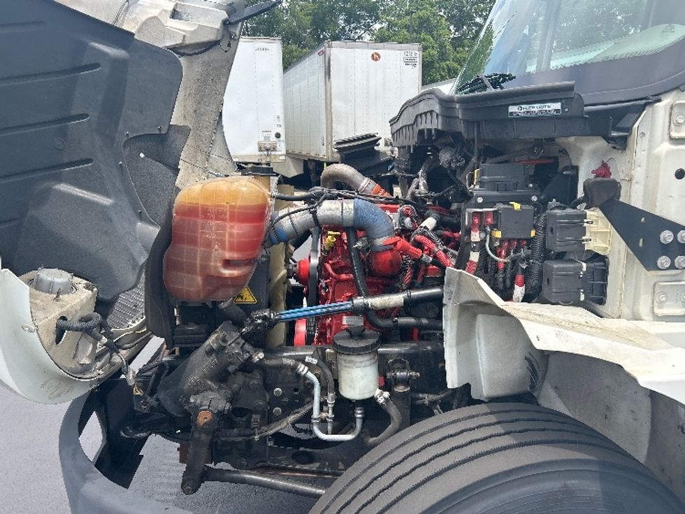 Medium Duty Box Truck-Light and Medium Duty Trucks-International-2019-4300-Pensacola-FL-168,812\n\t\tmiles-$ 47,750 - Image 22