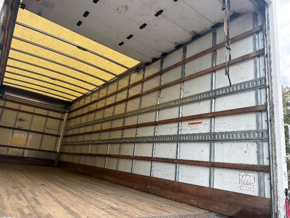 Medium Duty Box Truck-Light and Medium Duty Trucks-International-2019-4300-Pensacola-FL-336,396\n\t\tmiles-$ 18,750 - Image 12