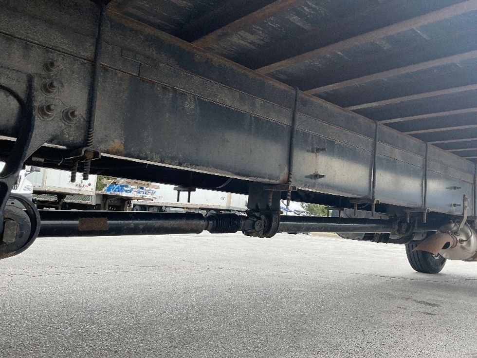 Medium Duty Box Truck-Light and Medium Duty Trucks-International-2019-4300-Perrysburg-OH-176,539\n\t\tmiles-$ 46,250 - Image 13