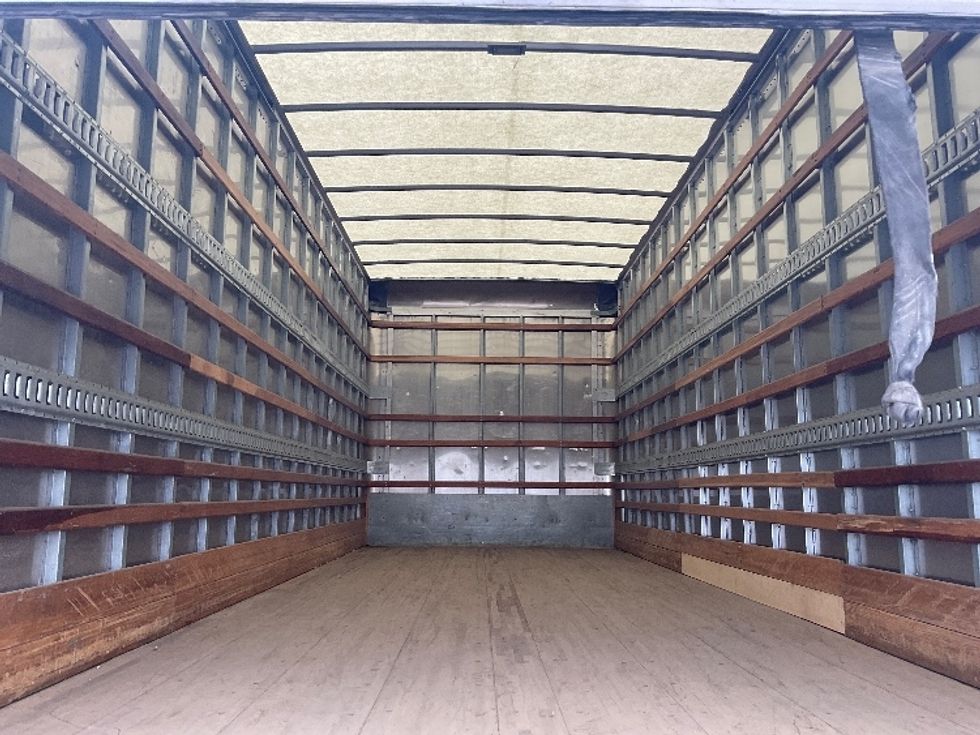 Medium Duty Box Truck-Light and Medium Duty Trucks-International-2019-4300-Perrysburg-OH-176,539\n\t\tmiles-$ 46,250 - Image 7