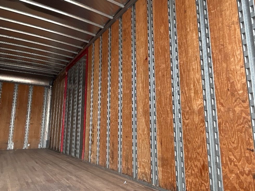 Medium Duty Box Truck-Light and Medium Duty Trucks-International-2019-4300-Philadelphia-PA-151,583\n\t\tmiles-$ 56,750 - Image 12