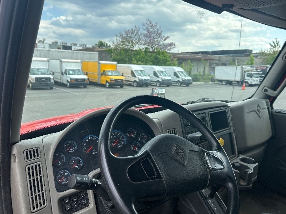 Medium Duty Box Truck-Light and Medium Duty Trucks-International-2019-4300-Philadelphia-PA-151,583\n\t\tmiles-$ 56,750 - Image 17