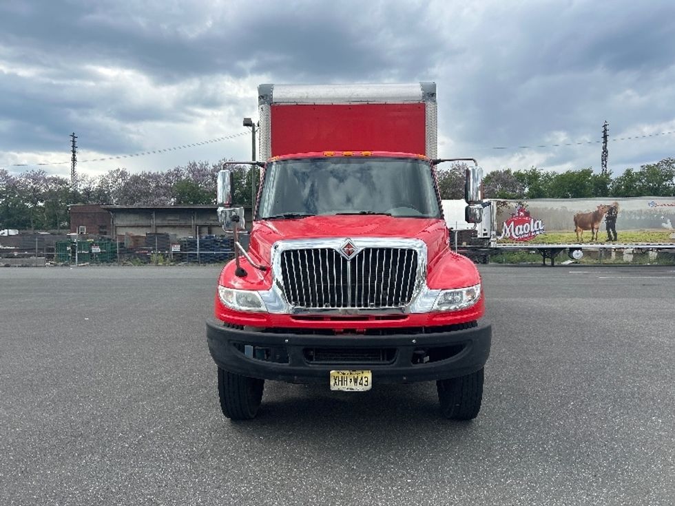 Medium Duty Box Truck-Light and Medium Duty Trucks-International-2019-4300-Philadelphia-PA-151,583\n\t\tmiles-$ 56,750 - Image 2