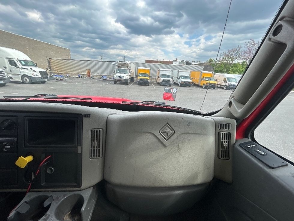Medium Duty Box Truck-Light and Medium Duty Trucks-International-2019-4300-Philadelphia-PA-151,583\n\t\tmiles-$ 56,750 - Image 21