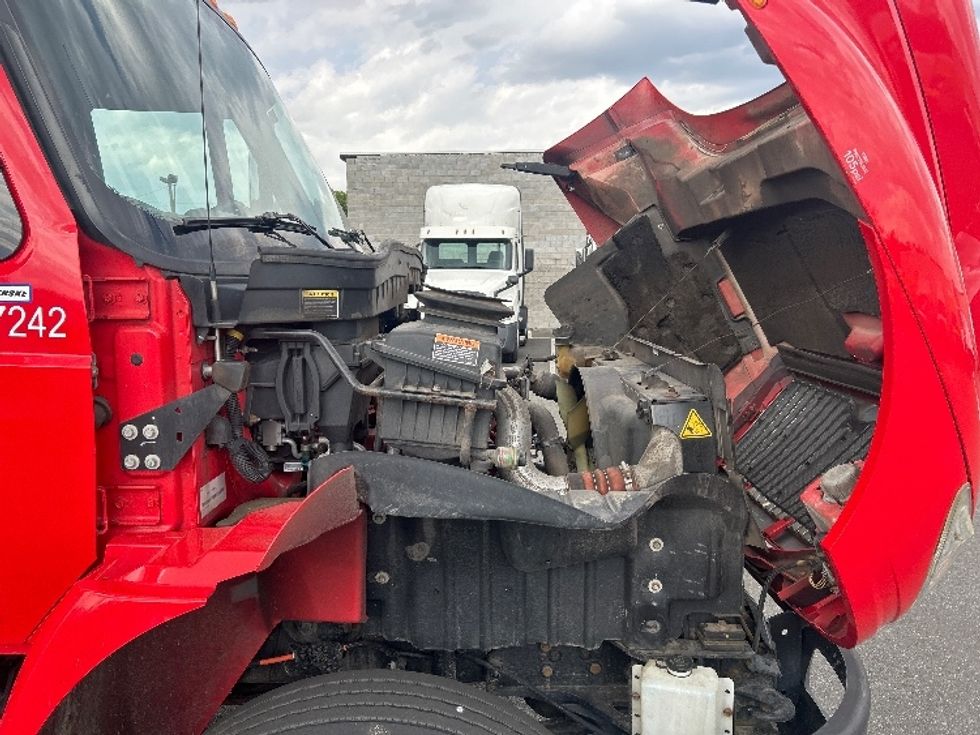Medium Duty Box Truck-Light and Medium Duty Trucks-International-2019-4300-Philadelphia-PA-151,583\n\t\tmiles-$ 56,750 - Image 23