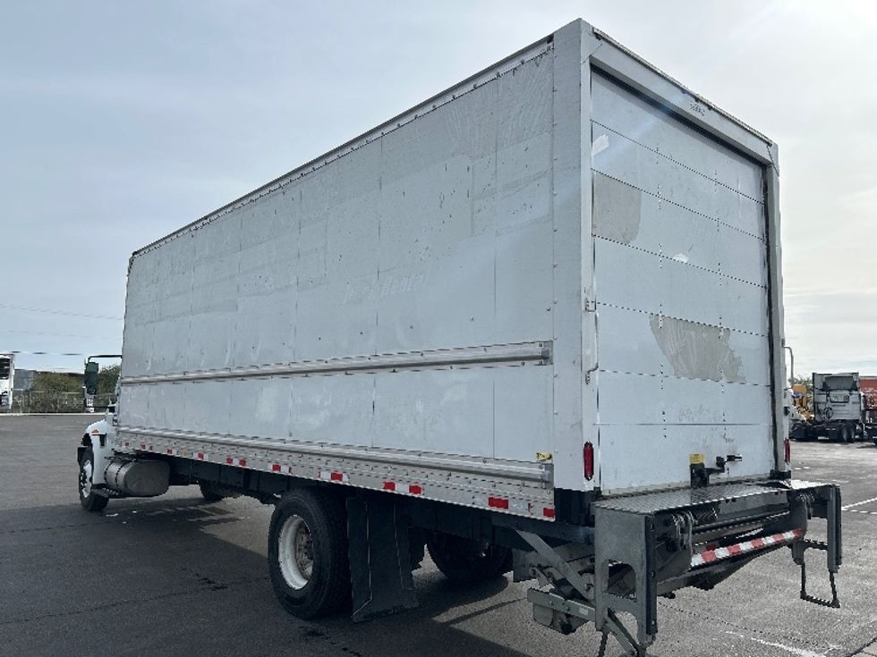 Medium Duty Box Truck-Light and Medium Duty Trucks-International-2019-4300-Phoenix-AZ-241,226\n\t\tmiles-$ 33,250 - Image 6