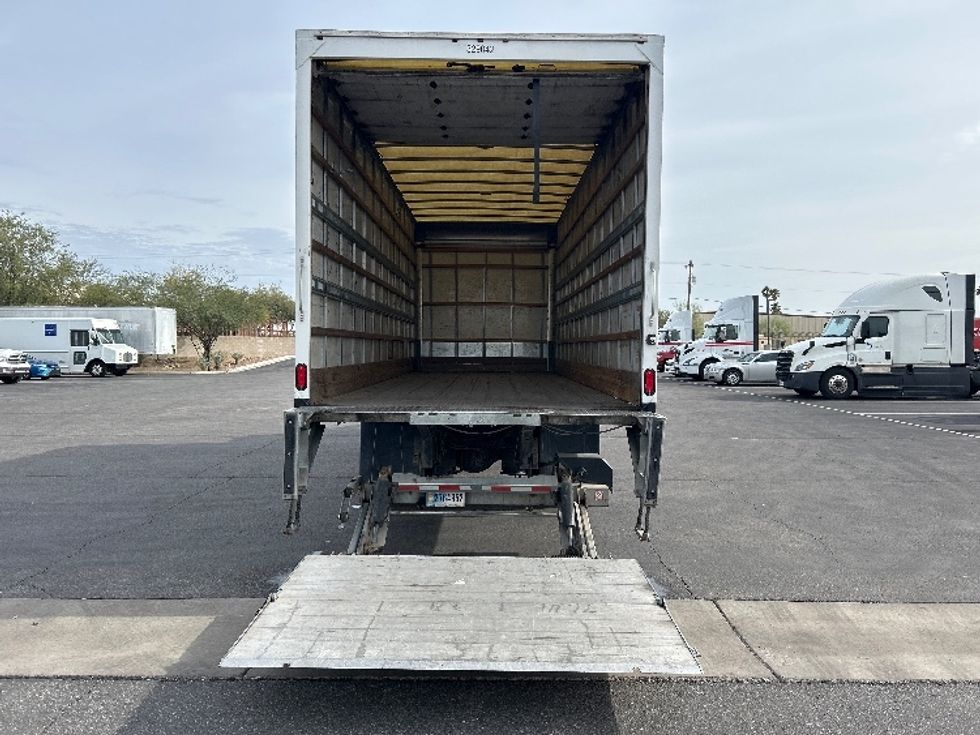 Medium Duty Box Truck-Light and Medium Duty Trucks-International-2019-4300-Phoenix-AZ-241,226\n\t\tmiles-$ 33,250 - Image 9