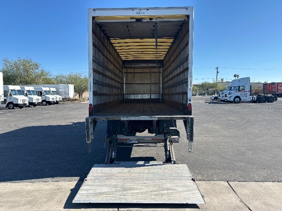 Medium Duty Box Truck-Light and Medium Duty Trucks-International-2019-4300-Phoenix-AZ-255,866\n\t\tmiles-$ 31,000 - Image 9
