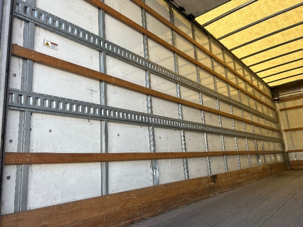 Medium Duty Box Truck-Light and Medium Duty Trucks-International-2019-4300-Piqua-OH-249,994\n\t\tmiles-$ 32,000 - Image 11