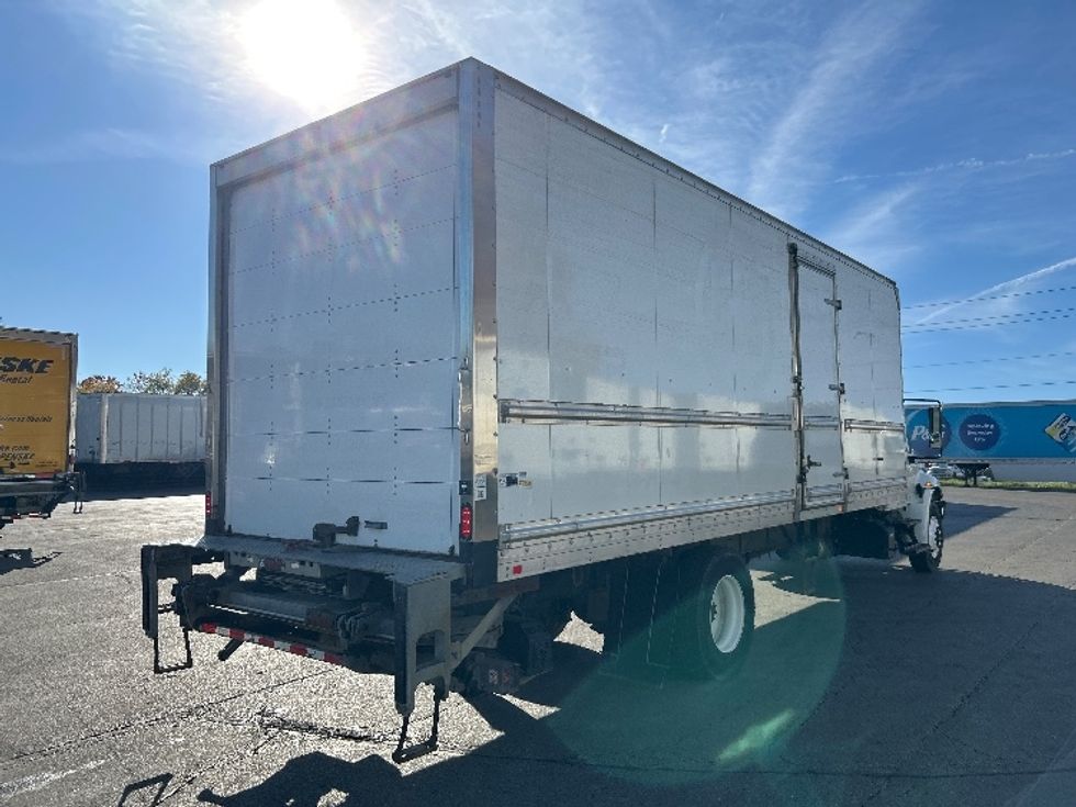 Medium Duty Box Truck-Light and Medium Duty Trucks-International-2019-4300-Piqua-OH-249,994\n\t\tmiles-$ 32,000 - Image 13