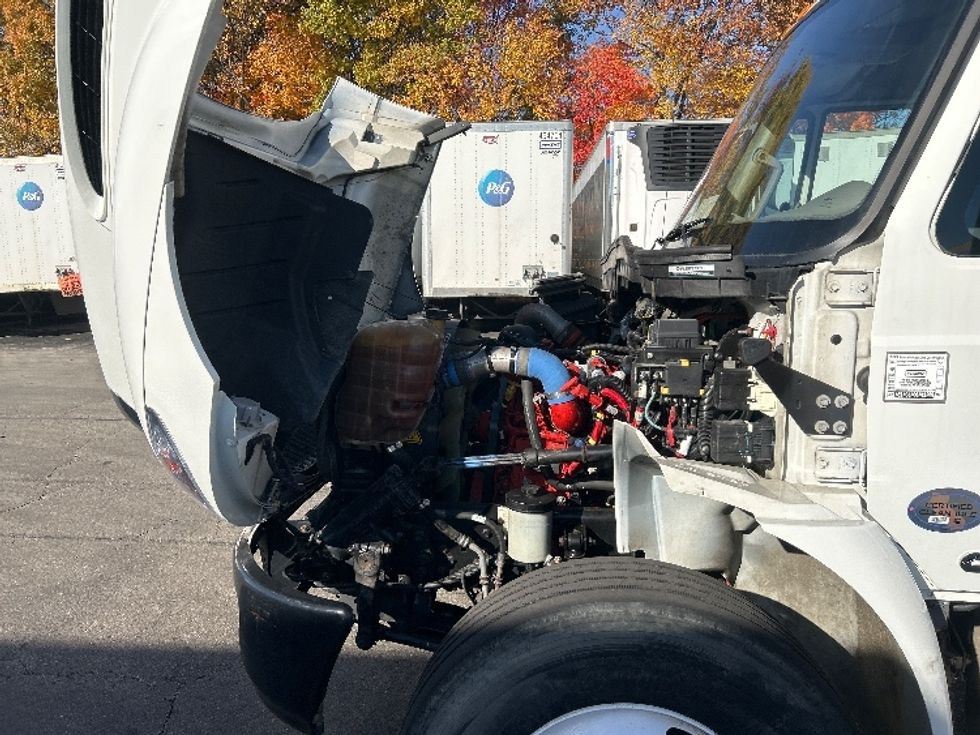 Medium Duty Box Truck-Light and Medium Duty Trucks-International-2019-4300-Piqua-OH-249,994\n\t\tmiles-$ 32,000 - Image 24