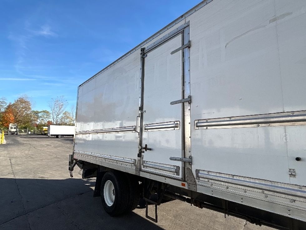 Medium Duty Box Truck-Light and Medium Duty Trucks-International-2019-4300-Piqua-OH-249,994\n\t\tmiles-$ 32,000 - Image 25