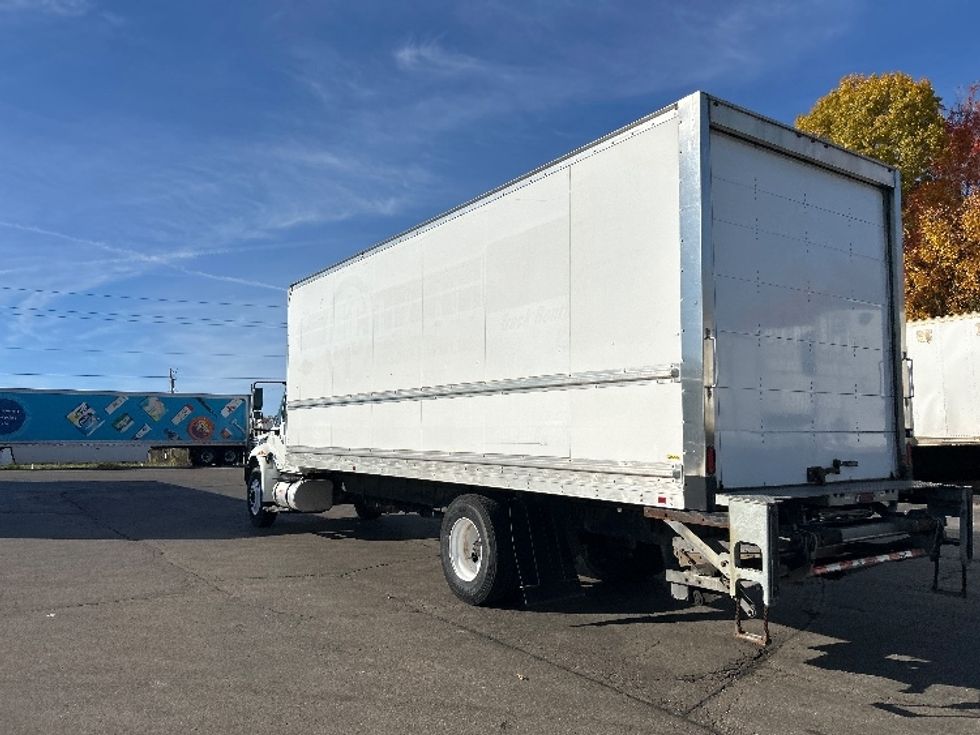Medium Duty Box Truck-Light and Medium Duty Trucks-International-2019-4300-Piqua-OH-249,994\n\t\tmiles-$ 32,000 - Image 6