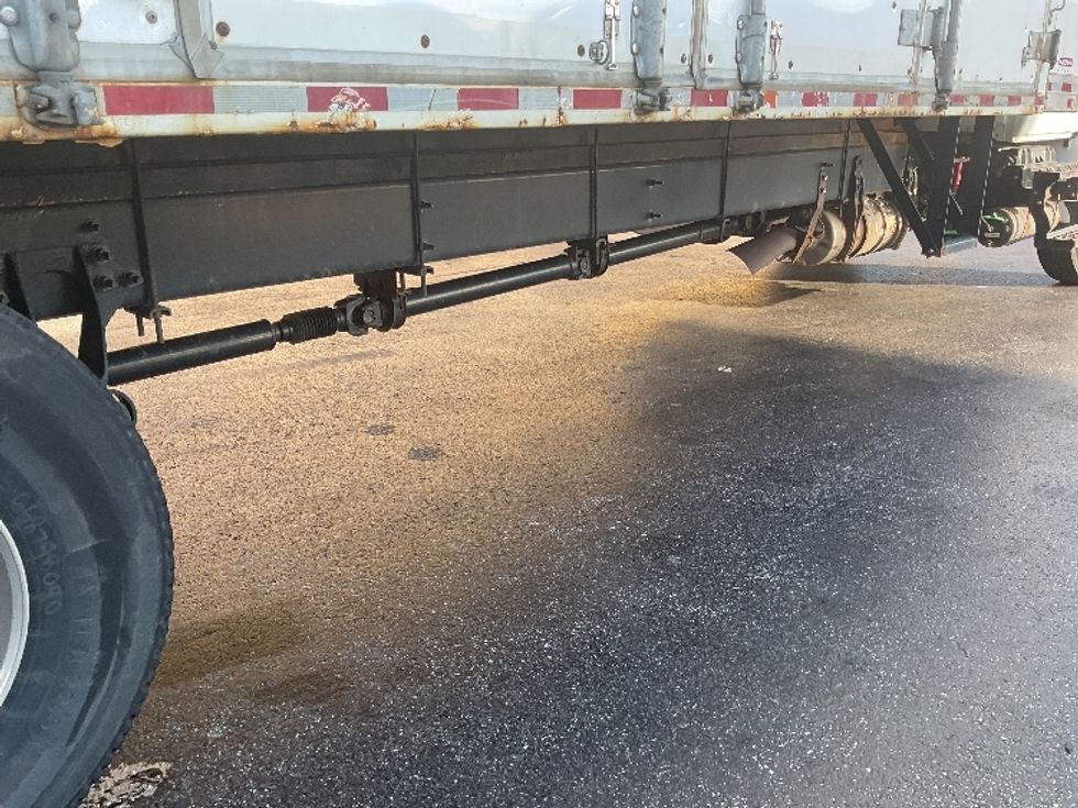 Medium Duty Box Truck-Light and Medium Duty Trucks-International-2019-4300-Pittsburgh-PA-322,800\n\t\tmiles-$ 23,750 - Image 14