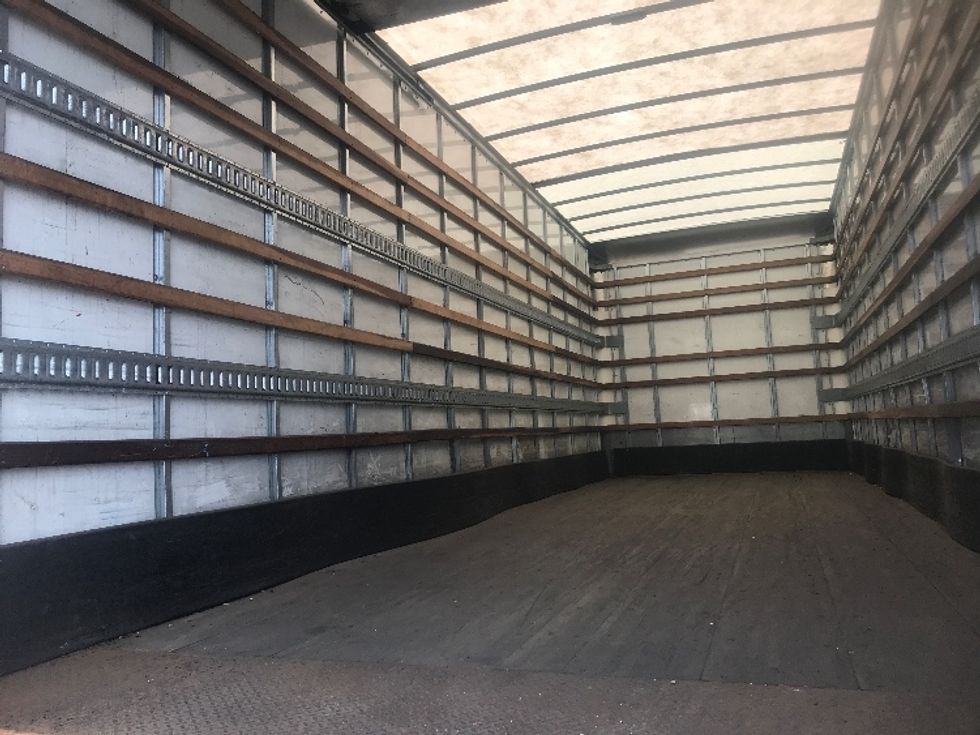 Medium Duty Box Truck-Light and Medium Duty Trucks-International-2019-4300-Pittsburgh-PA-95,088\n\t\tmiles-$ 53,500 - Image 11