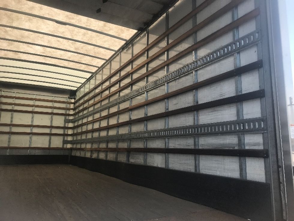 Medium Duty Box Truck-Light and Medium Duty Trucks-International-2019-4300-Pittsburgh-PA-95,088\n\t\tmiles-$ 53,500 - Image 12