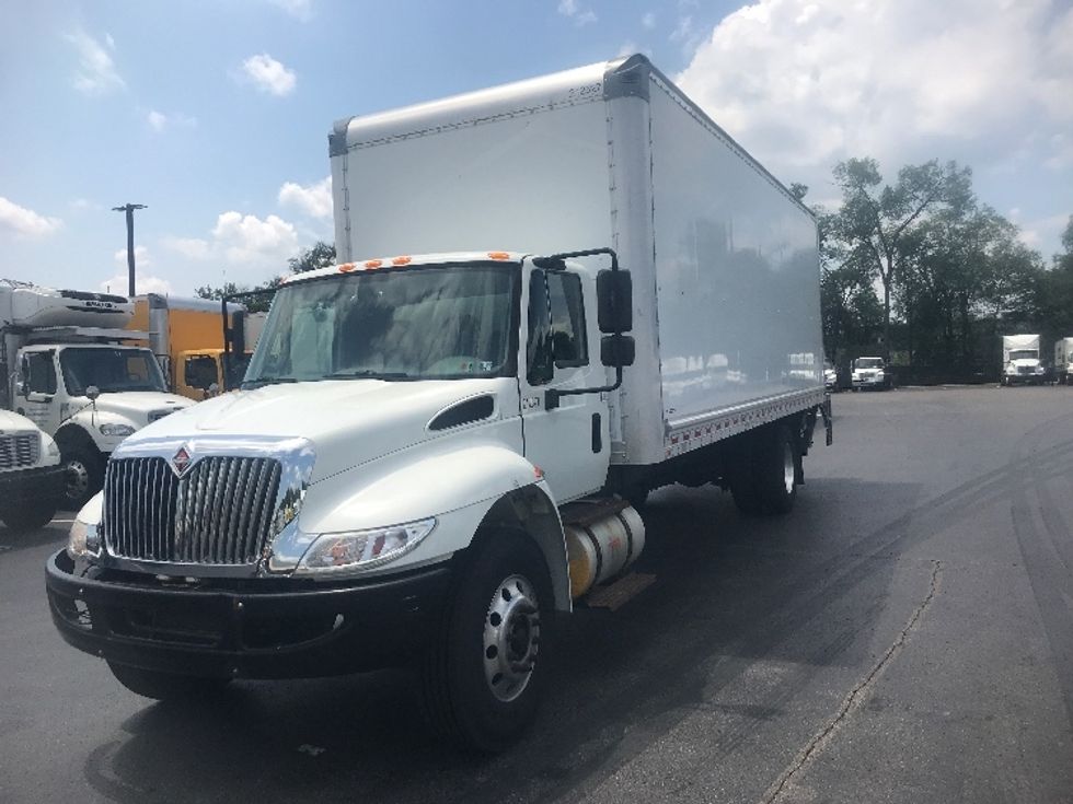 2019 International 4300 DuraStar 4300 photo 3