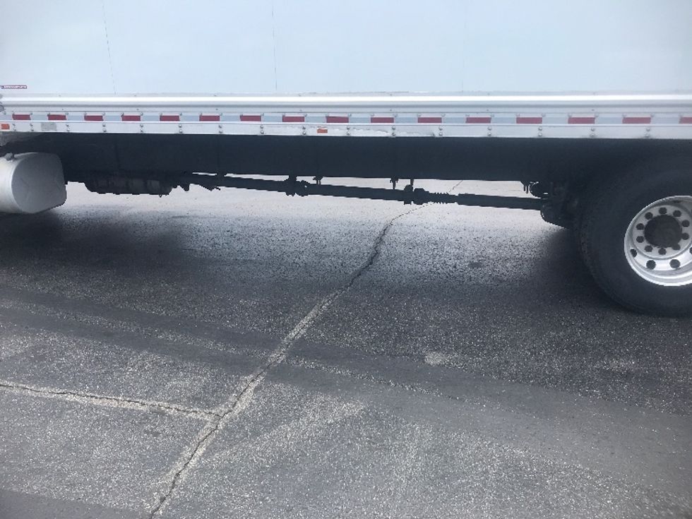 Medium Duty Box Truck-Light and Medium Duty Trucks-International-2019-4300-Pittsburgh-PA-95,088\n\t\tmiles-$ 53,500 - Image 5
