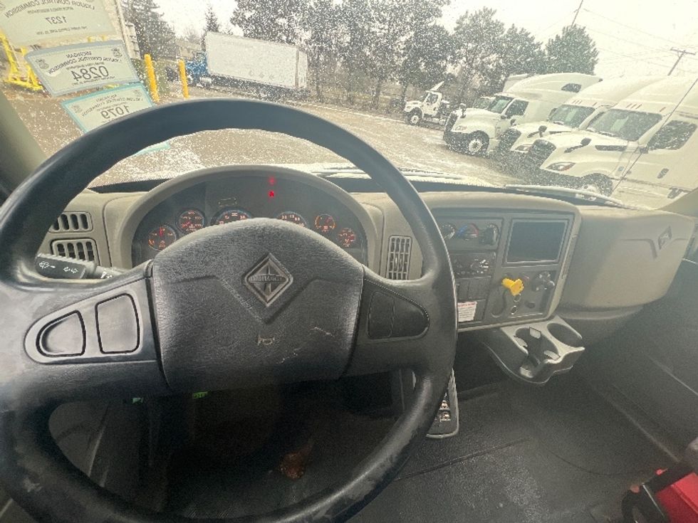 Medium Duty Box Truck-Light and Medium Duty Trucks-International-2019-4300-Plymouth-MI-135,321\n\t\tmiles-$ 36,750 - Image 17