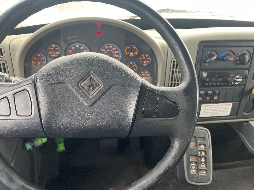 Medium Duty Box Truck-Light and Medium Duty Trucks-International-2019-4300-Plymouth-MI-135,321\n\t\tmiles-$ 36,750 - Image 18