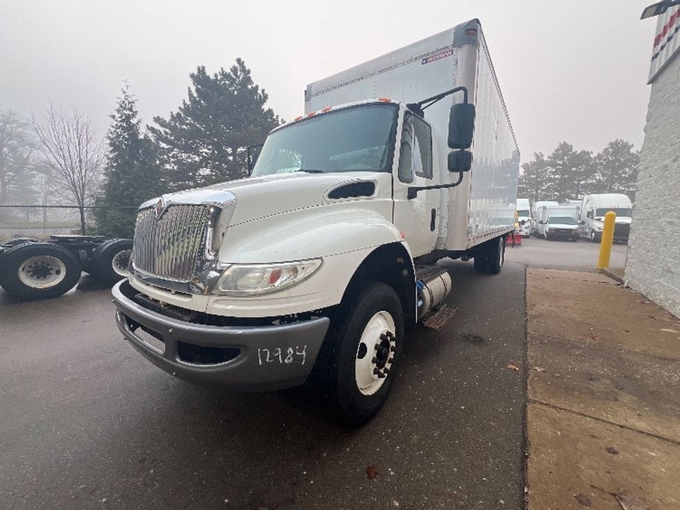 Medium Duty Box Truck-Light and Medium Duty Trucks-International-2019-4300-Plymouth-MI-135,321\n\t\tmiles-$ 36,750 - Image 3