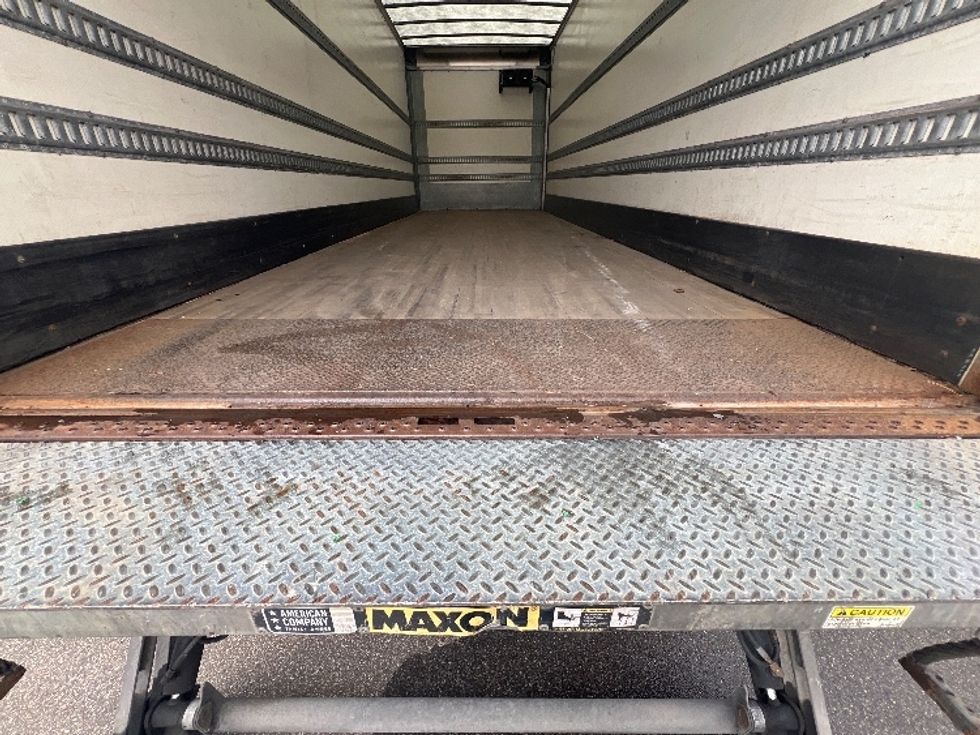 Medium Duty Box Truck-Light and Medium Duty Trucks-International-2019-4300-Plymouth-MI-228,887\n\t\tmiles-$ 25,750 - Image 10