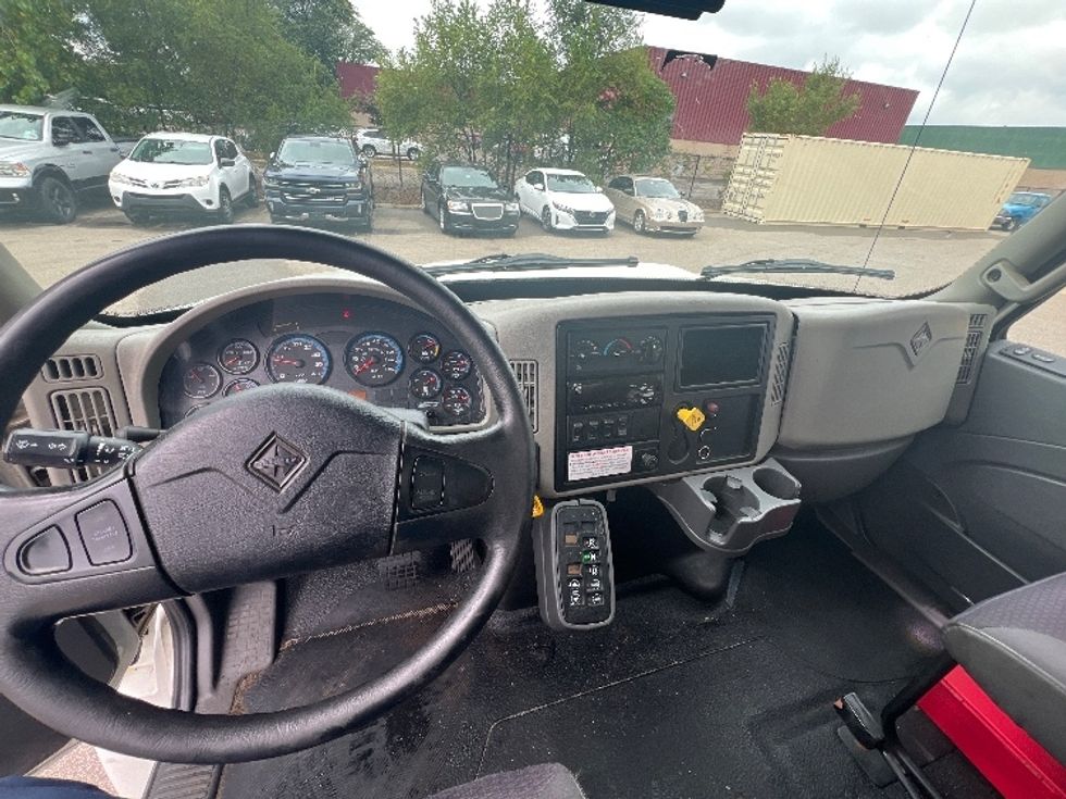 Medium Duty Box Truck-Light and Medium Duty Trucks-International-2019-4300-Plymouth-MI-228,887\n\t\tmiles-$ 25,750 - Image 16